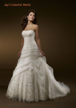 Scoop Neckline Strapless Wedding Dress Bridal Gown