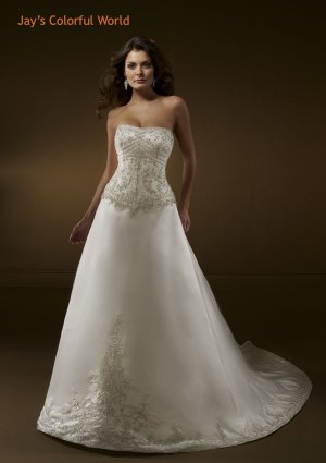 Scoop Neckline Strapless with embroidery and Beads Wedding Dress Bridal Gown