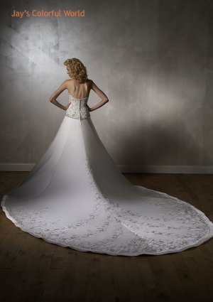 Luxury Backless Strapless Embroidery Beading with Royal Train Wedding Dress Bridal Gown