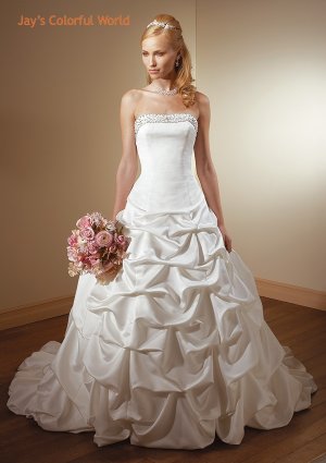 Pick-up Backless Strapless Beading Wedding Dress Bridal Gown