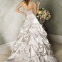 Pick-up V-neckline Strapless Embroidery Beading Custom made Wedding Dress Bridal Gown