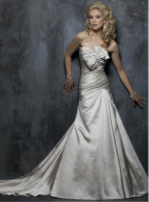 Custom-made A-line Lace-up Taffeta Wedding Dress