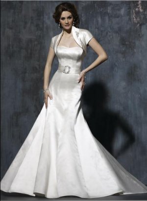 Mermaid Scoop Neckline Strapless Taffeta Bridal Gown