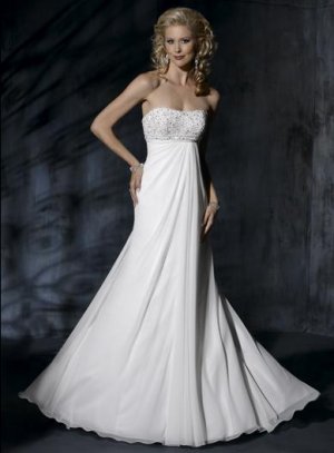 Scoop Neckline Appliqued Beaded Chiffon Wedding Dress Bridal Gown