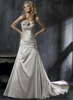 A Line Strapless Lace-up Wedding Dress Bridal Gown