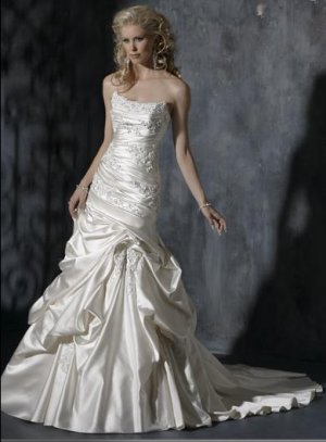 Scoop Neckline Appliqued Beaded Strapless Lace-up Taffeta Wedding Dress Bridal Gown