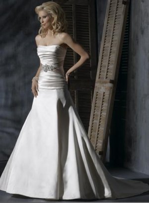 Scoop Neckline Beaded Satin Wedding Dress Bridal Gown