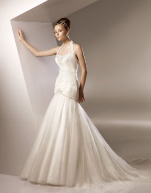 Halter Appliqued Beading Organza Train Wedding Dress Bridal Gown aq0026