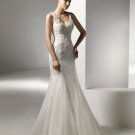 V-neckline Appliqued Beading Tuller Wedding Dress Bridal Gown aq0037