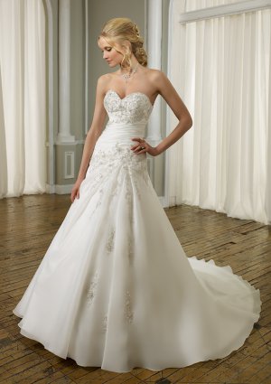 A-line Beading Applique Organza Sweep Train 2012 Wedding Dress