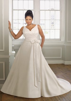 A-line V-neck 2012 Plus Size Wedding Dress