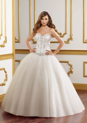 Sweetheart Beading Appliques Tulle Strapless Ball Gown 2012 Wedding Dress