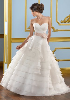 Ball Gown Ruffled Organza 2012 Wedding Dress