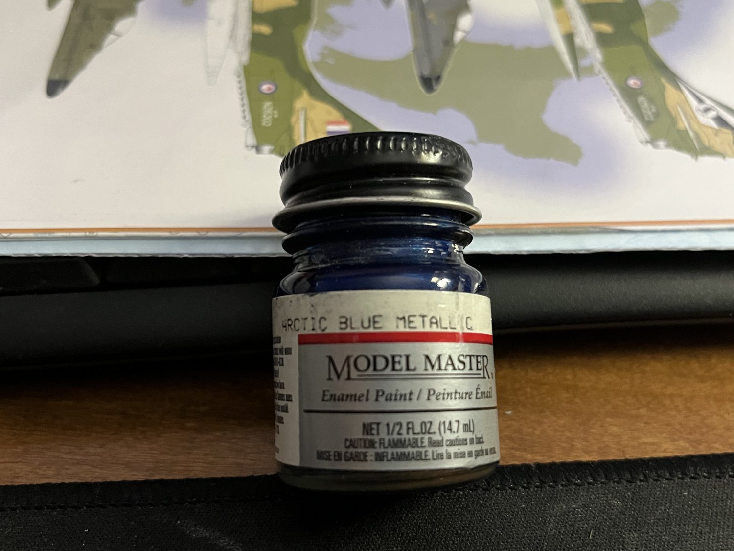 Model Master Enamel Paint Arctic Blue Metallic 2702