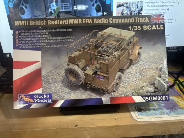 Gecko Models 1/35 WWII British Bedford MRW FFW Radio Command Truck 35GM0061