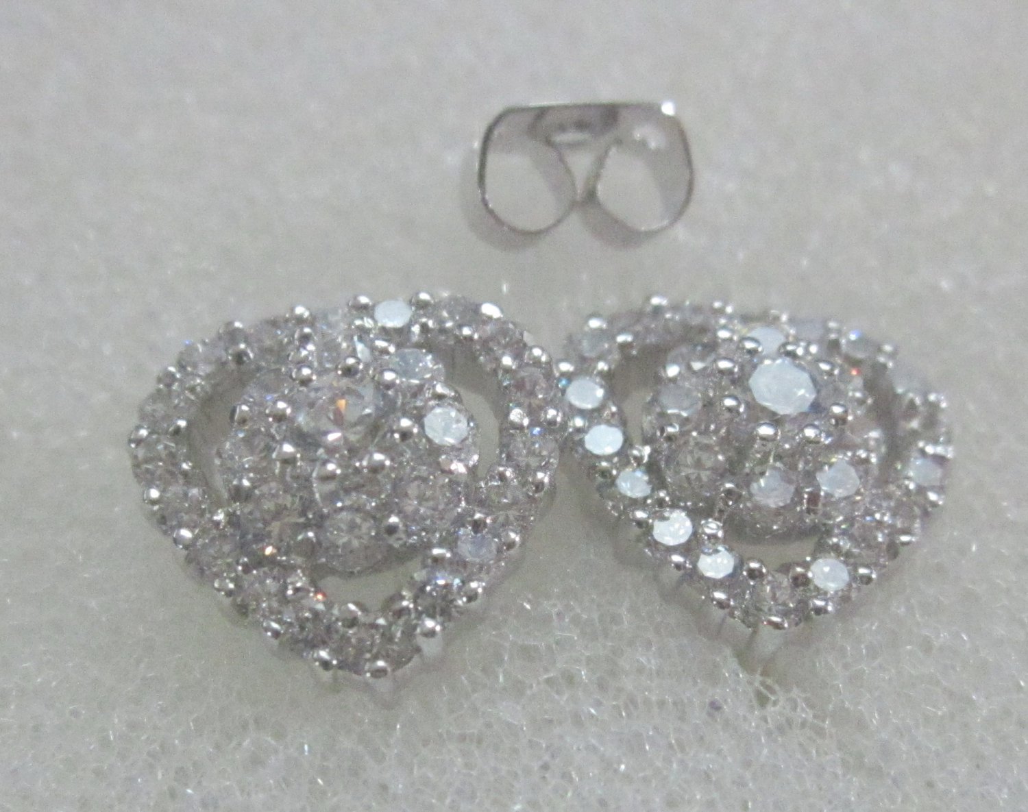 beautiful heart cz 24K white gold filled earrings 37