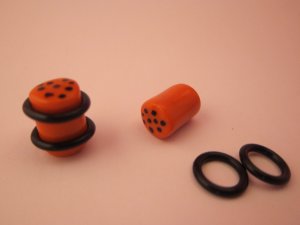 Spotted Orange Plug