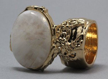 Arty Oval Ring Moonstone Gemstone Gem Gold Chunky Knuckle Art Statement Avant Garde Size 10