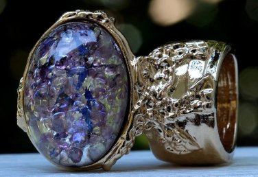 Arty Oval Ring Amethyst Opal Purple Glass Chunky Gold Knuckle Art Vintage Statement Size 6