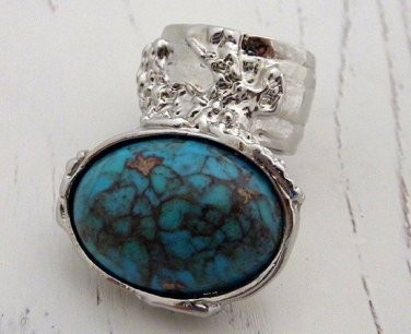 Arty Oval Ring Turquoise Designer Vintage Chunky Silver Armor Knuckle Art Statement Jewelry Size 8.5