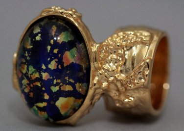 Arty Oval Ring Blue Multi Opal Vintage Glass Gold Artsy Chunky Knuckle Art Statement Size 4.5