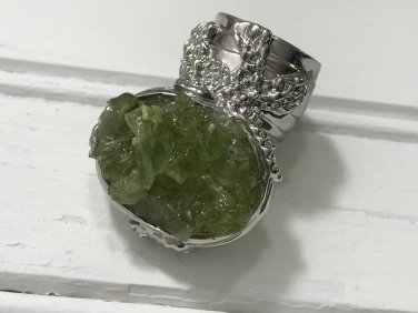 Peridot Chips Arty Style Statement Ring SIZE 5 Knuckle Art Silver Women Jewelry