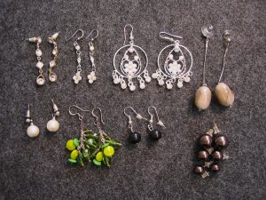 Earrings 10 pairs (assorted)