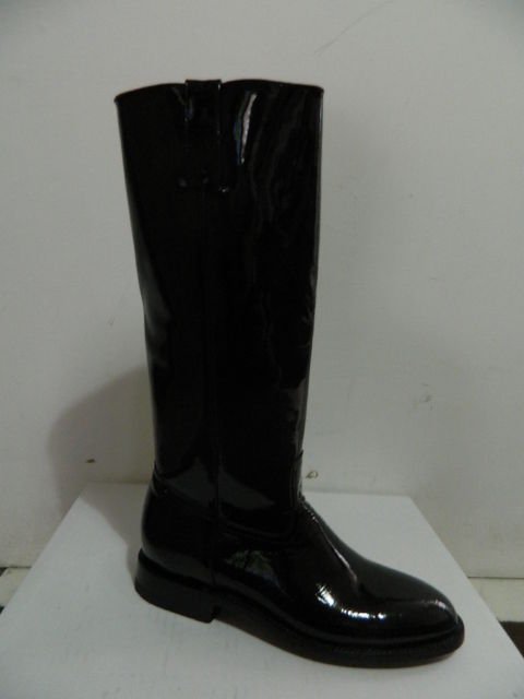 Roper patnet leather crocodile printed men size 9.5 side zipper 16 inches tall.