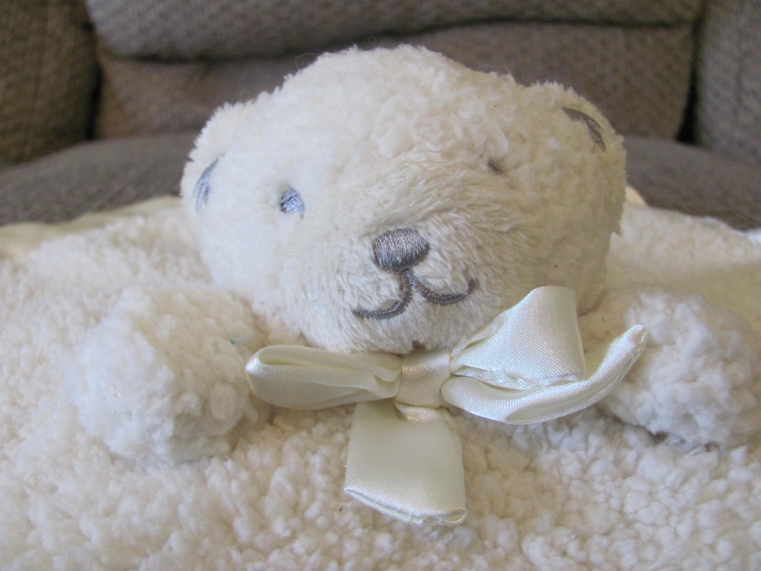 Tiddliwinks Cream Sherpa Like Teddy Bear Giraffe Rattles Security