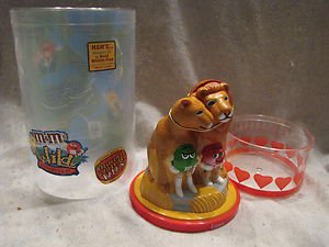 Plastic figural bank of a lion & lioness red/green M & Ms FREE USA SHIPPING!