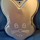 Wilton 1998 Big Easter Bunny Rabbit Cookie Cake Pan 2105 6205 Giant Mold Party Wilton 1998 Big Easter Bunny Rabbit Cookie Cake Pan 2105 6205 Giant Mold Party