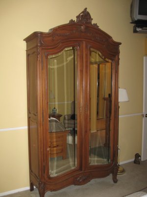 Louis xv Armoire
