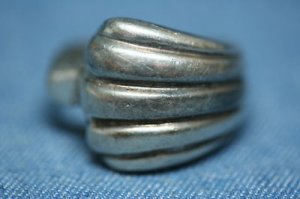 STERLING SILVER MODERNIST RING