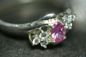STERLING SILVER CZ CUBIC ZERCONIA STONE RING