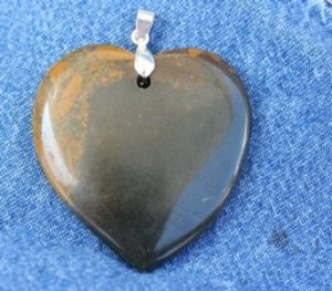 FINE JEWELRY LARGE AGATE DANGLE HEART PENDANT 2"