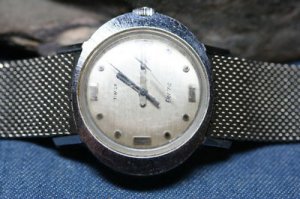 TIMEX ELECTRIC WATERPROOF DATE WRISTWATCH