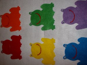 14 Piece Frog Color Matching Felt Set