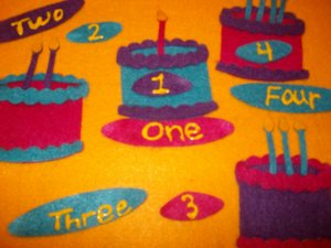 15 Piece Counting Numbers Cake Flannelboard Set