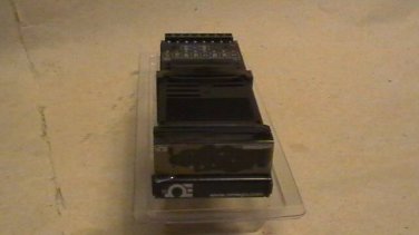 Omega CNi3244 Temperature Controller, i Series,