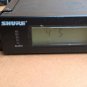 Shure SLX4 wireless receiver H5 518-542 MHz Rackmount with Power adapter UHF