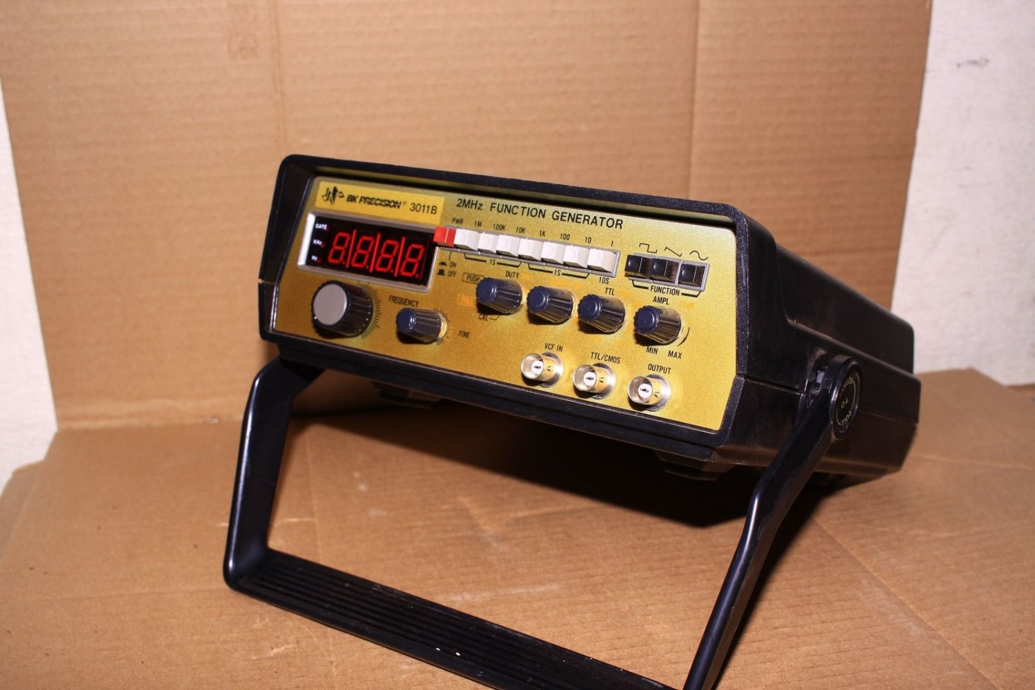 B&K BK Precision 3011B 2MHz Function Generator