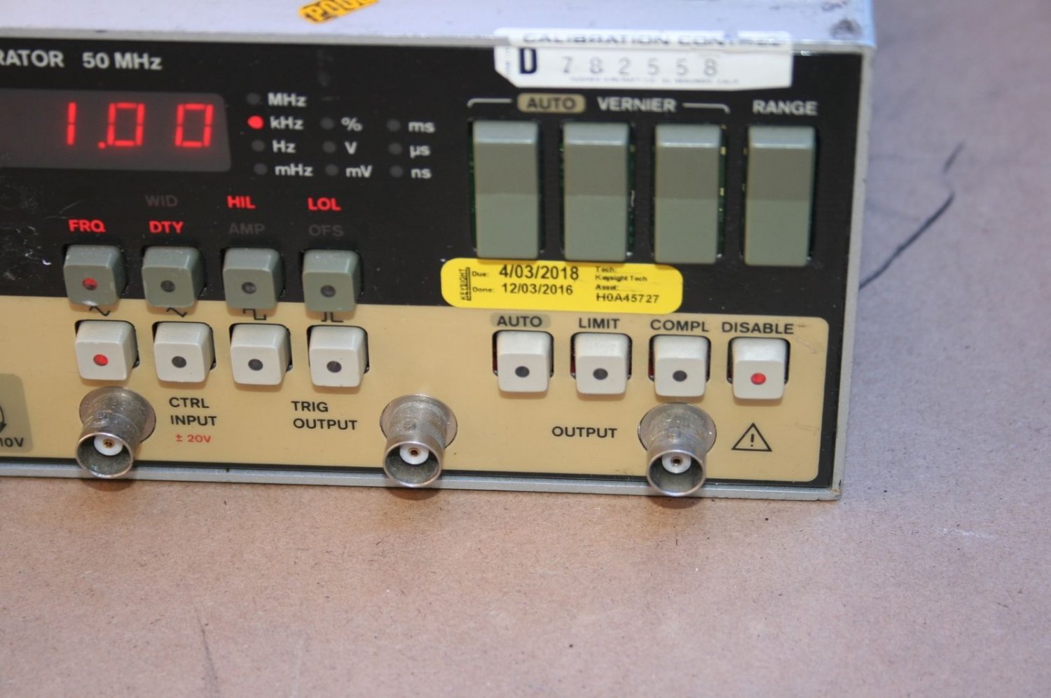 HP Agilent Keysight 8116A Pulse / Function Generator 50MHz w/ HPIB GPIB 2708A