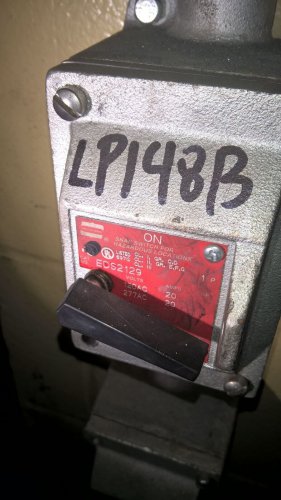 COOPER CROUSE HINDS 20 AMP HAZARDOUS LOCATION SNAP SWITCH 120/277 VAC EDS2129