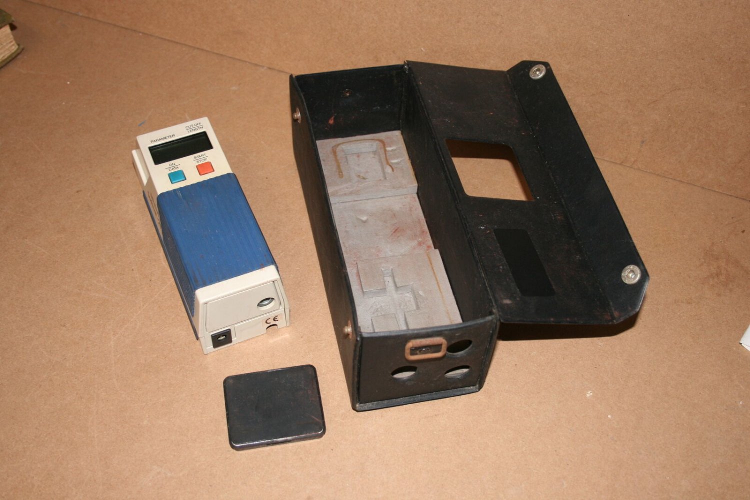 Mitutoyo Surftest 211 Surface Roughness Gage