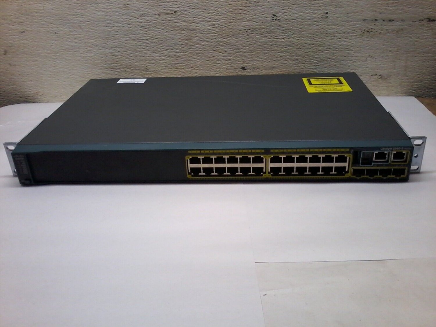 Cisco Catalyst 2960S WSC2960S24TSL V04 24Port Gigabit Switch