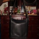 COACH LEGACY BUCKET HANDBAG  :* NO.FON  9060