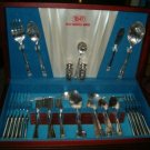 ROGER & BROS.1847 ETERNALLY YOURS SILVERWARE SET OF 71
