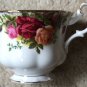 Royal Albert Bone China Old Country Roses Tea Cup and Saucer EUC Ship Fast