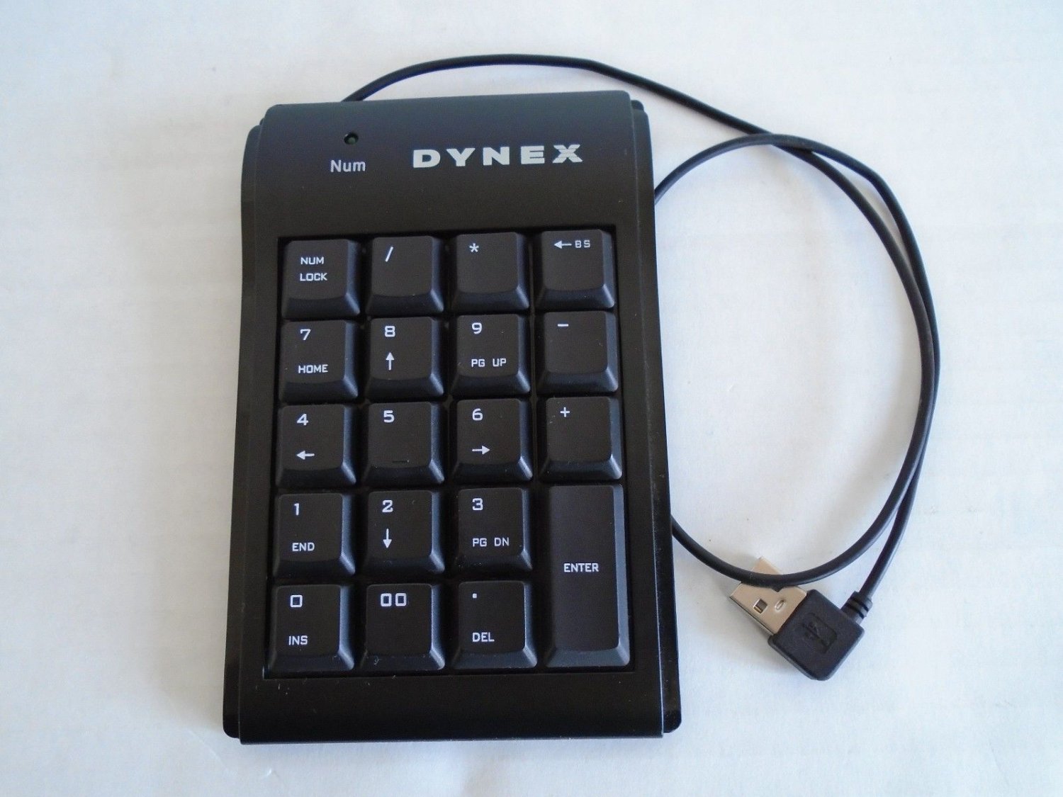Dynex Wired 19 Key USB Numeric Keypad Excellent Ship Fast with Tracking Number