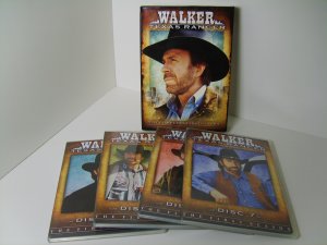 The Complete First Season Walker Texas Ranger: (7 Discs)